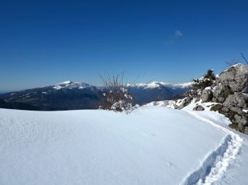 Zimska razglednica iz Mrzlega vrha (1359 m)